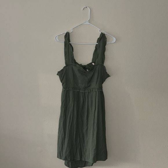 Mi Ami Dresses & Skirts - Mi Ami Sage Green Dress